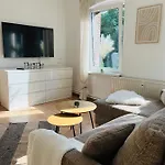 Connect 9.3 *